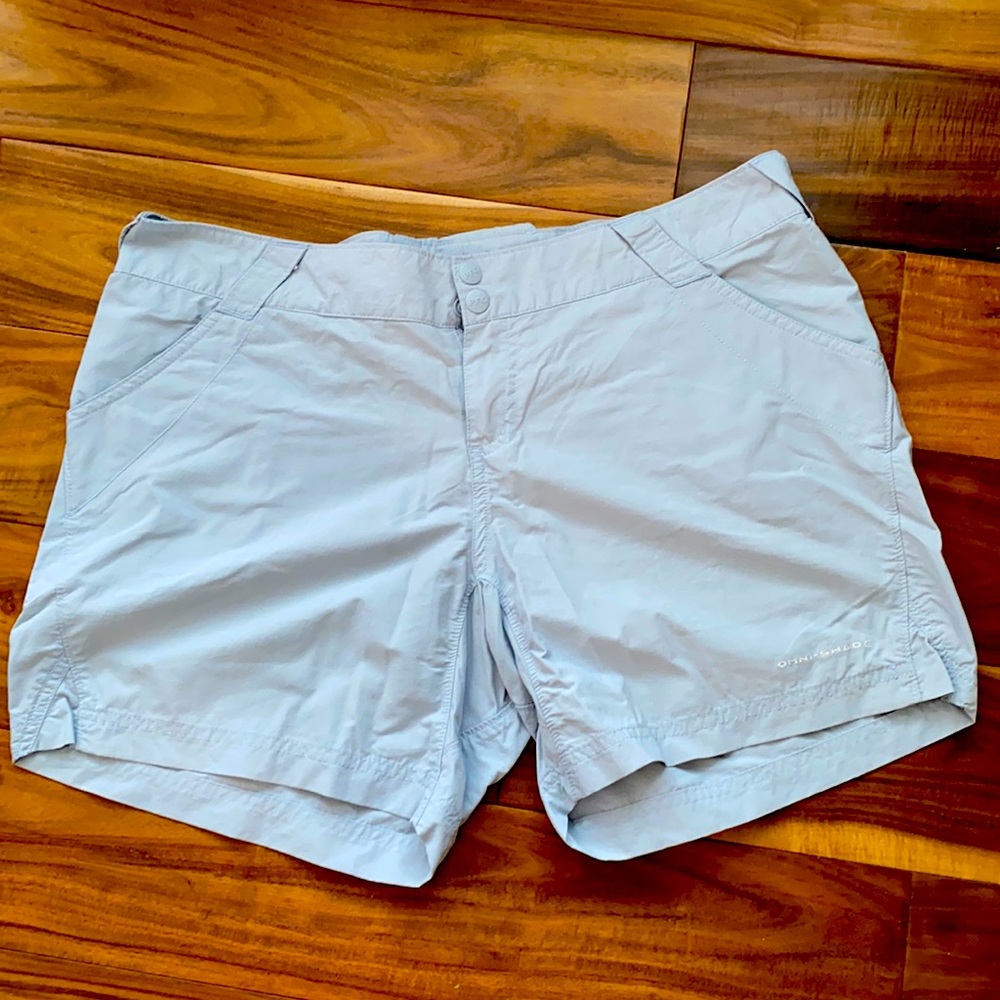Columbia PFG nylon shorts, gray